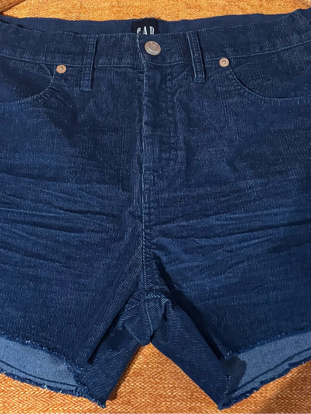 GAP Women's Navy Blue Cutoff Shorts